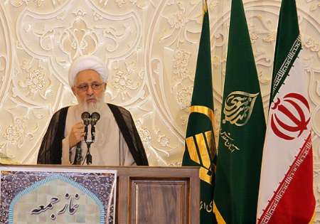 مسئولان فضای کار و تلاش را برای جوانان مهیا کنند مسئولان فضای کار و تلاش را برای جوانان مهیا کنند