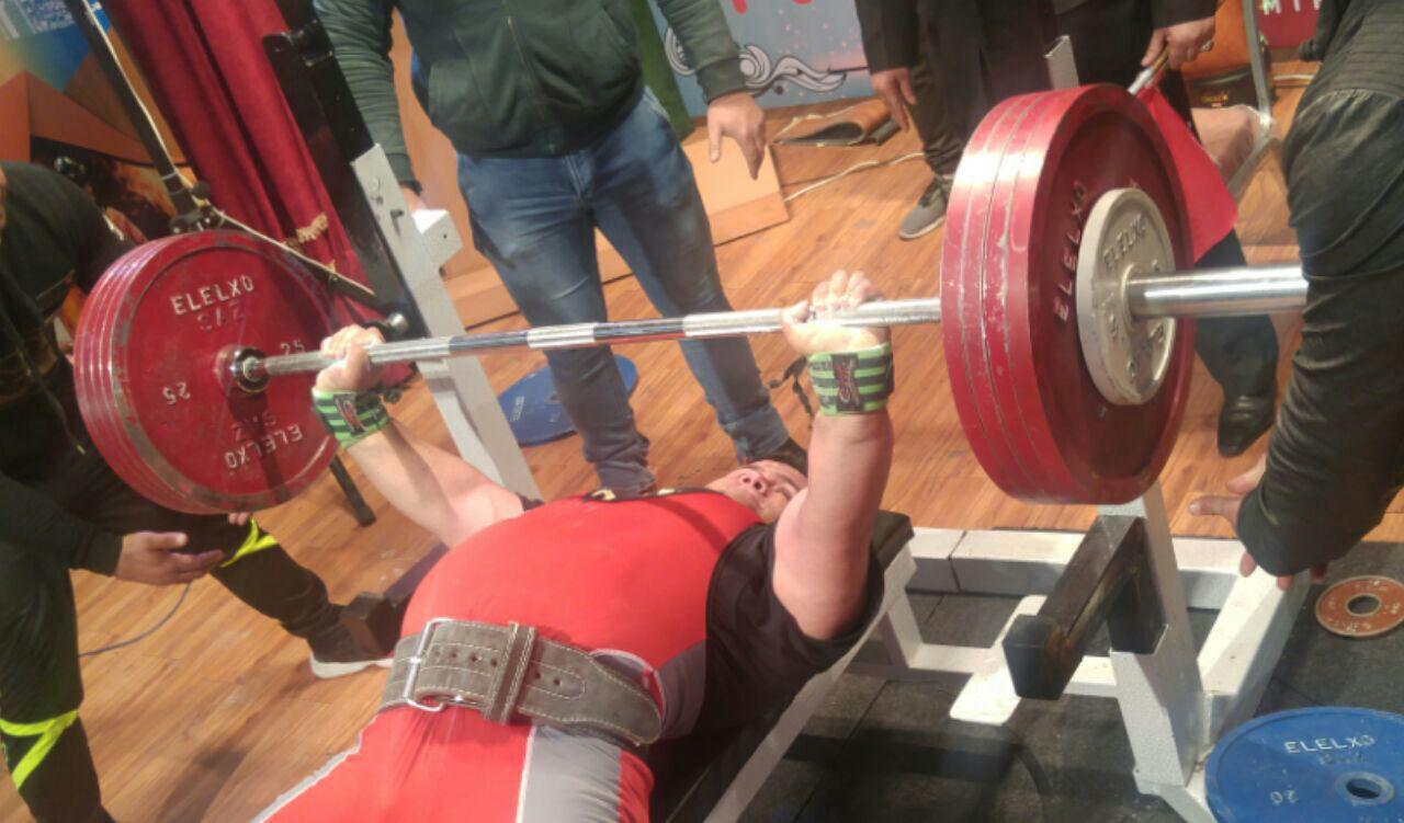 معرفی قهرمانان و تیمهای برتر مسابقات پرس سینه شرق کشور در مشهد