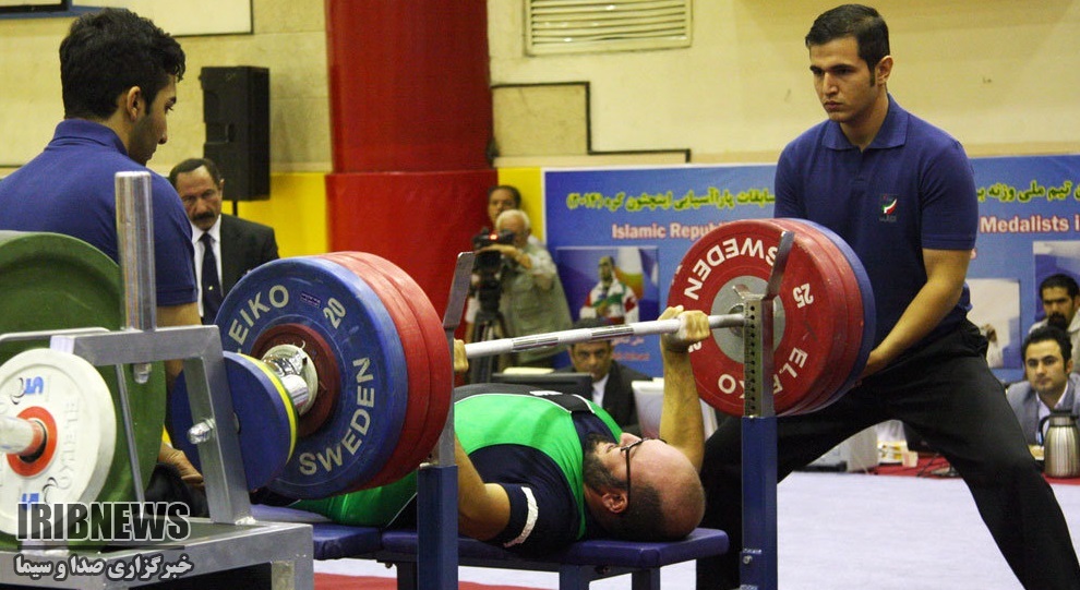 برگزاری مسابقات پرس سینه نابینایان و کم بینایان قهرمانی کشور در سنندج