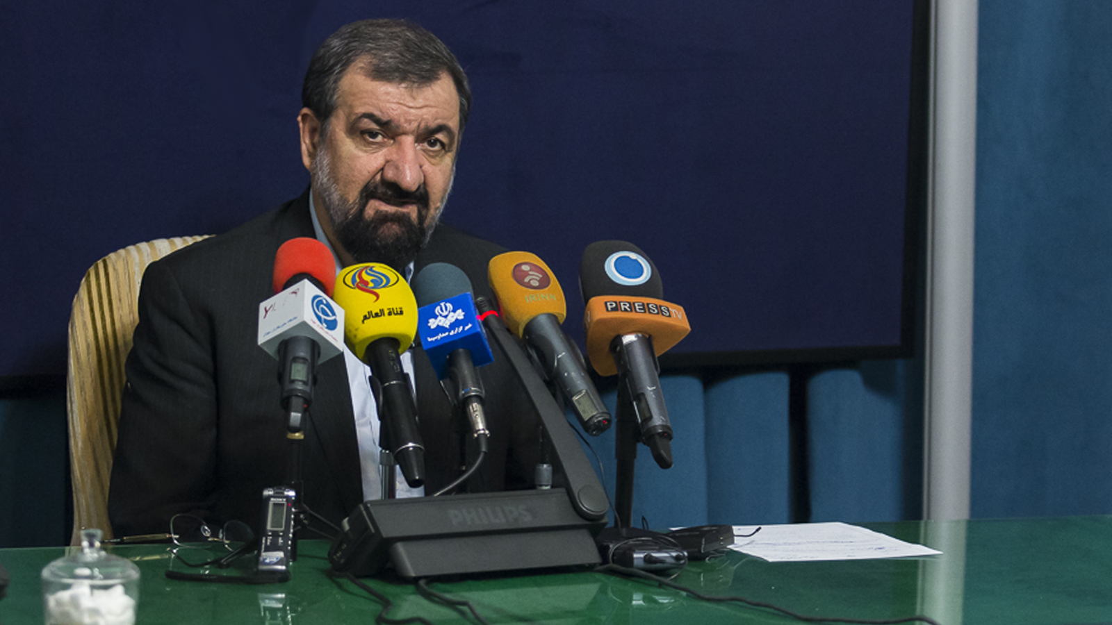 مجمع از منافع مردم و نظام نخواهد گذشت مجمع از منافع مردم و نظام نخواهد گذشت