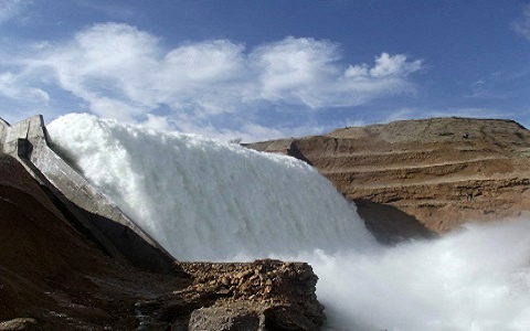 ۵ سد استان کرمانشاه در حال سرریز ۵ سد استان کرمانشاه در حال سرریز