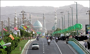 جنب و جوش منتظران برای جشن نیمه شعبان