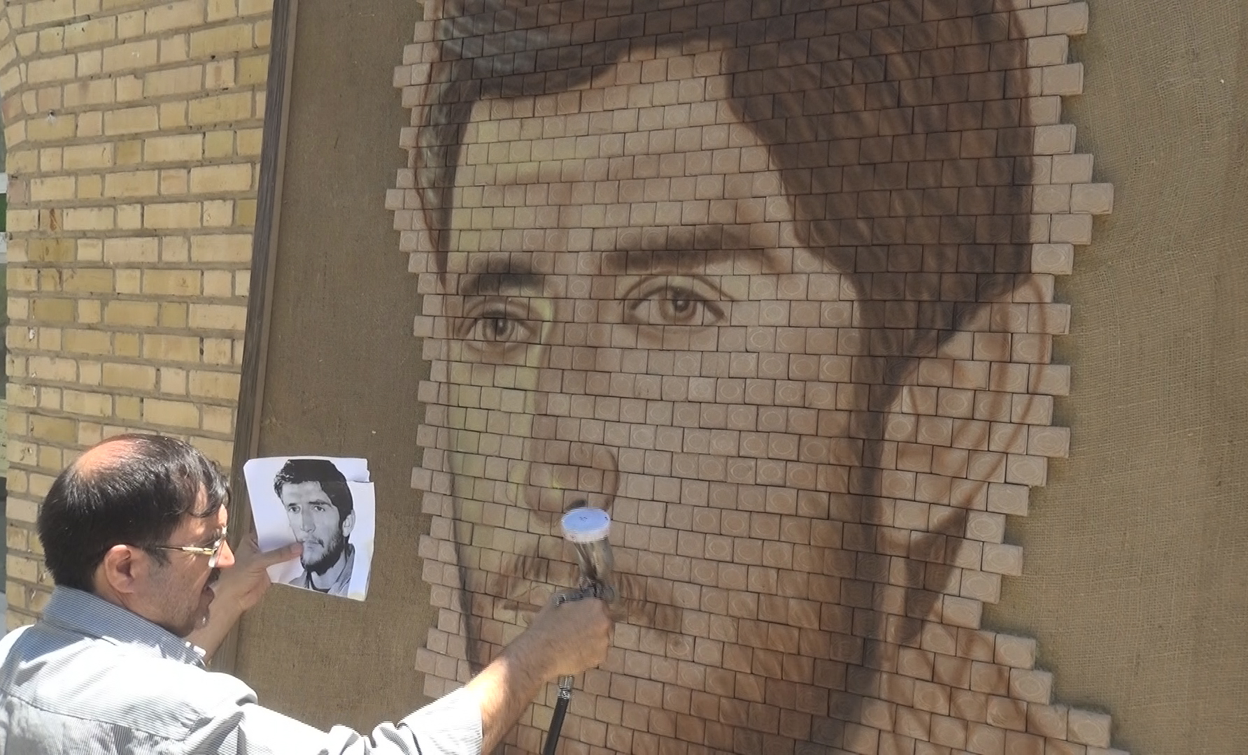 طراحی تمثال شهید_پروانه برروی یک هزار سیصد وسی هشت تربت کربلا طراحی تمثال شهید_پروانه برروی یک هزار سیصد وسی هشت تربت کربلا