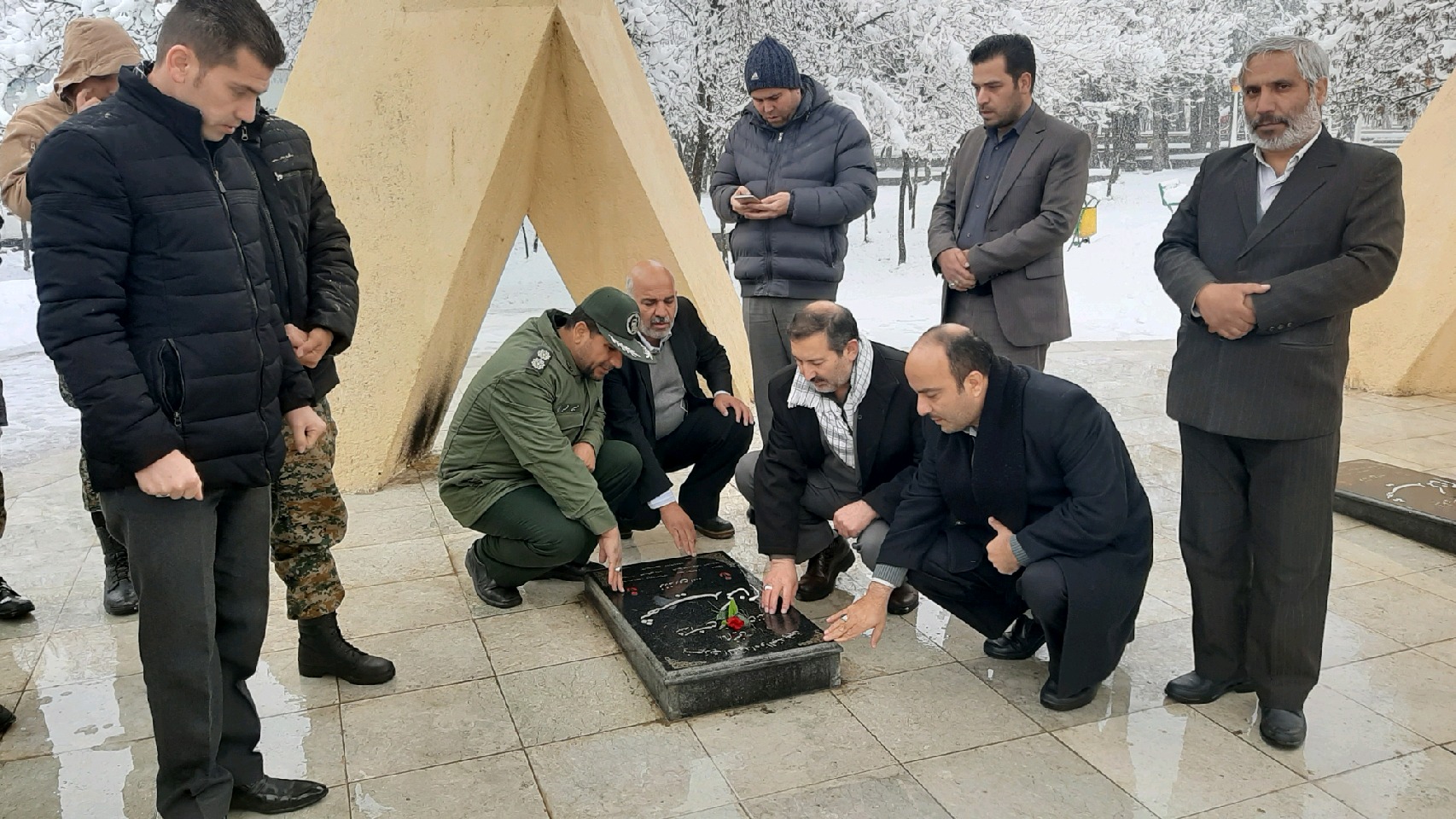 غبارروبی گلزار 5 شهید گمنام شهر فریمان