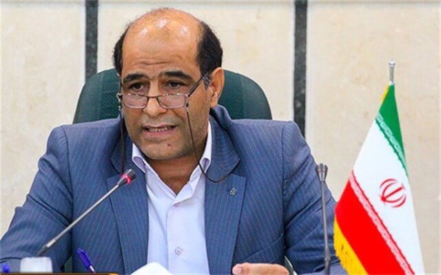 دانش آموزان از ماسک و دستکش و لیوان شخصی استفاده کنند