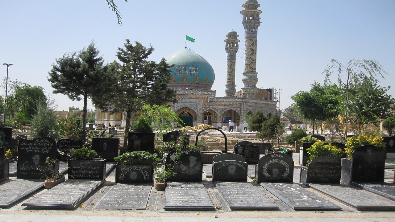 زیارت اهل قبور امامزاده طاهر همچنان مقدور نیست