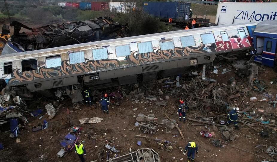 برخورد مرگبار دو قطار در یونان+ تصاویر برخورد مرگبار دو قطار در یونان+ تصاویر