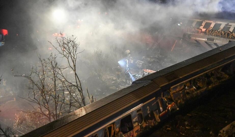 برخورد مرگبار دو قطار در یونان+ تصاویر برخورد مرگبار دو قطار در یونان+ تصاویر