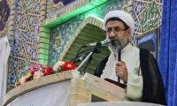 امام خمینی (ره) شخصیتی الهی و  همواره در کنار مردم