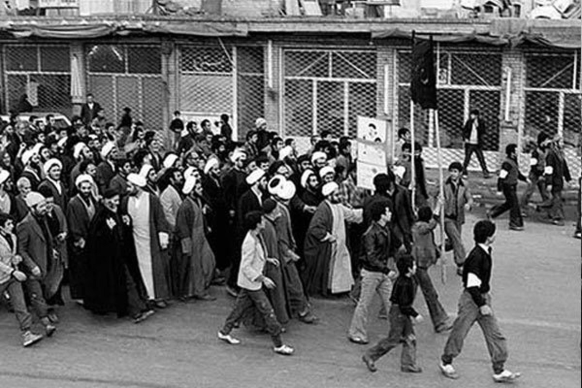 قیام ۱۵ خرداد ۱۳۴۲ چرا و چگونه شکل گرفت؟