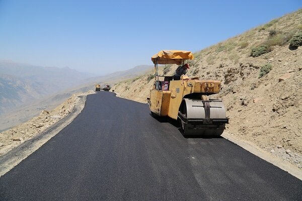 ۶۵ درصد از راه‌های روستایی طارم آسفالت شده است