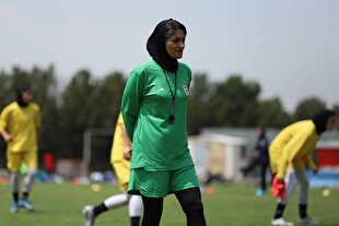 سرمربی تیم ملی فوتبال بانوان: با تمام توان برای ایران می‌جنگیم