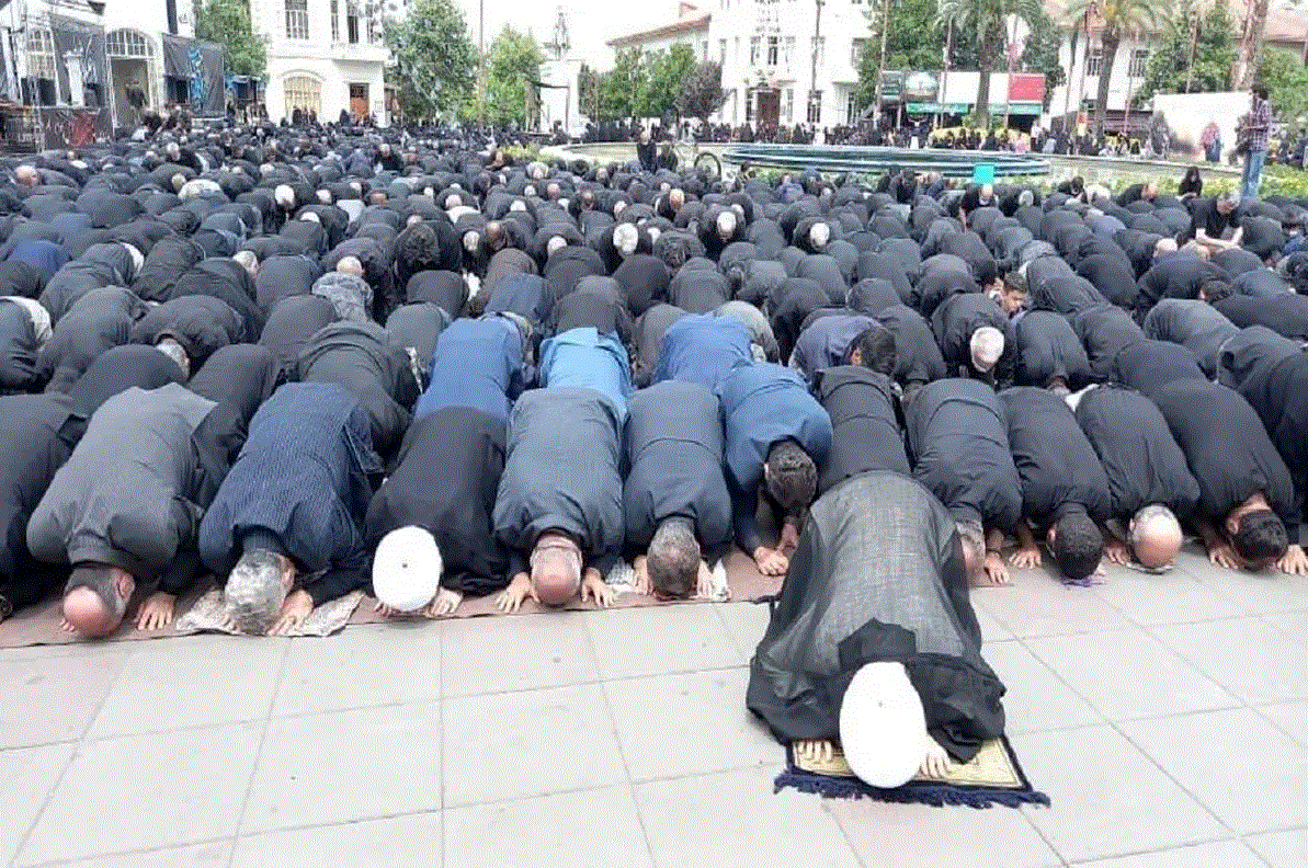 اقامه نماز ظهر تاسوعا در آذربایجان غربی