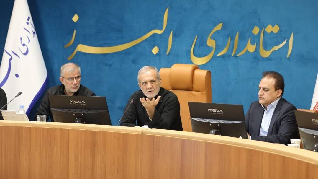صرفه جویی نکنیم با بحران بزرگی آب روبه رو می شویم صرفه جویی نکنیم با بحران بزرگی آب روبه رو می شویم