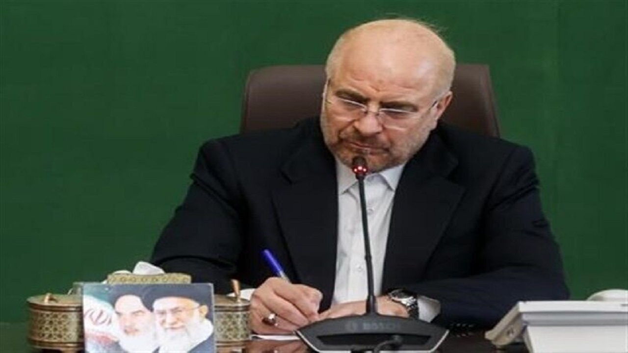 واگذاری اختیارات به استانداران خلاف قانون است واگذاری اختیارات به استانداران خلاف قانون است