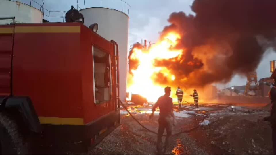 بی نتیجه ماندن شکایت چند ساله مردم از بوی نامطبوع روغن سوخته بی نتیجه ماندن شکایت چند ساله مردم از بوی نامطبوع روغن سوخته