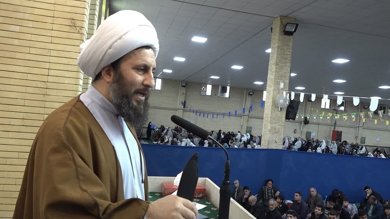 تبیین بیانات رهبرمعظم انقلاب درباره شکست رژیم صهیونیستی  در نماز جمعه خوی