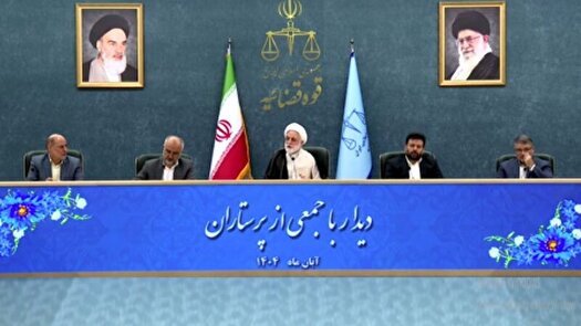 آماده پشتیبانیهای قضایی از جامعه پرستاری کشور هستیم