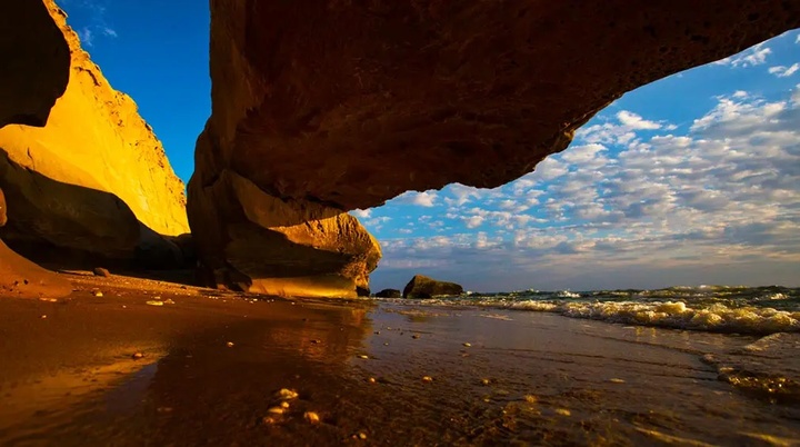 ایجاد کمپ و شب مانی در سواحل شهرستان پارسیان ممنوع شد ایجاد کمپ و شب مانی در سواحل شهرستان پارسیان ممنوع شد